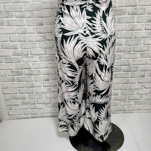 1.STATE Womens 8 Green Tropical Foliage Halter Smocked Back Jumpsuit Wide Leg - Picture 8 of 9